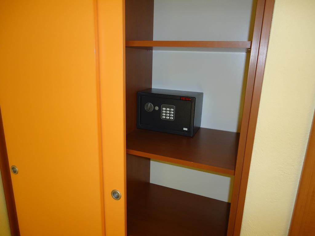 Villa Grgo Apartments Tucepi Room photo