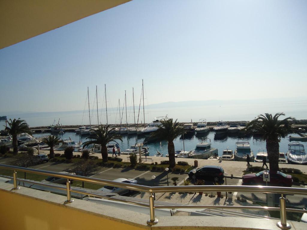 Villa Grgo Apartments Tucepi Room photo
