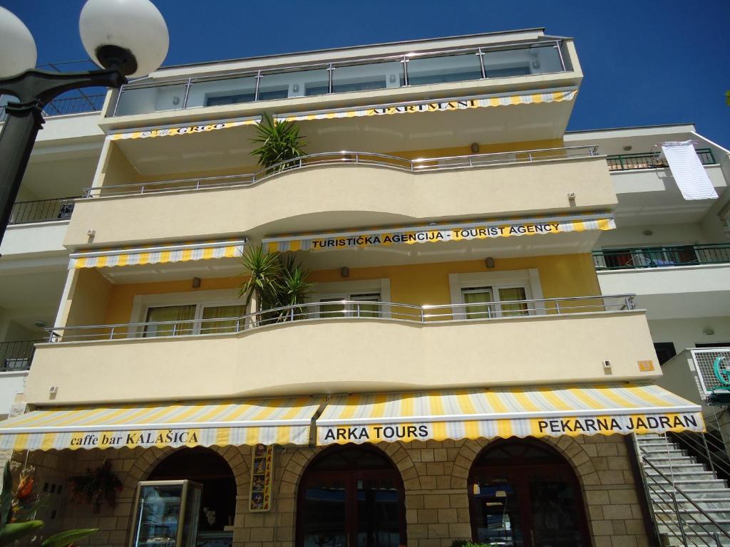 Villa Grgo Apartments Tucepi Exterior photo