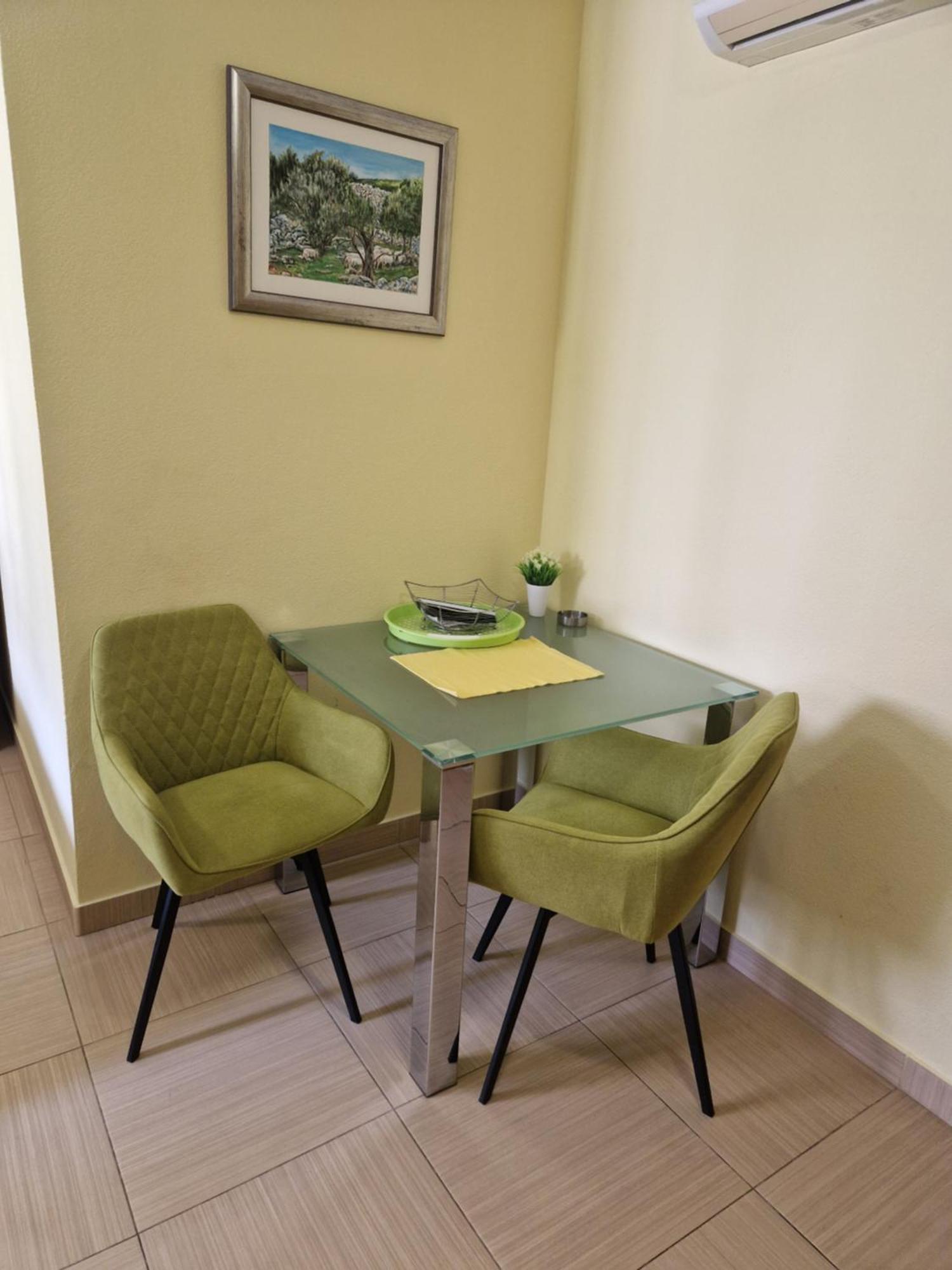 Villa Grgo Apartments Tucepi Exterior photo